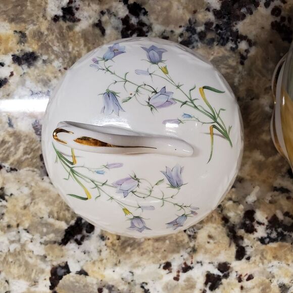 Crown Dorset Seasons Teapot Lady in Yellow Dress Staffordshire England - Picture 6 of 12